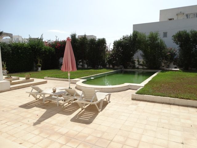 Villa les Émirs réf:villa les Émirsréf: loc à l'année