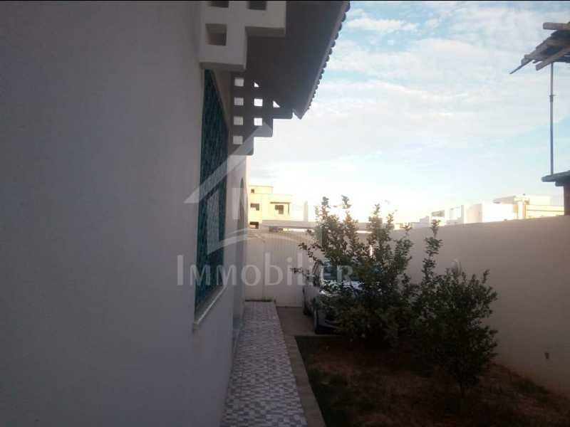 Une villa s+3 à vendre à afh mrezga à 490 md