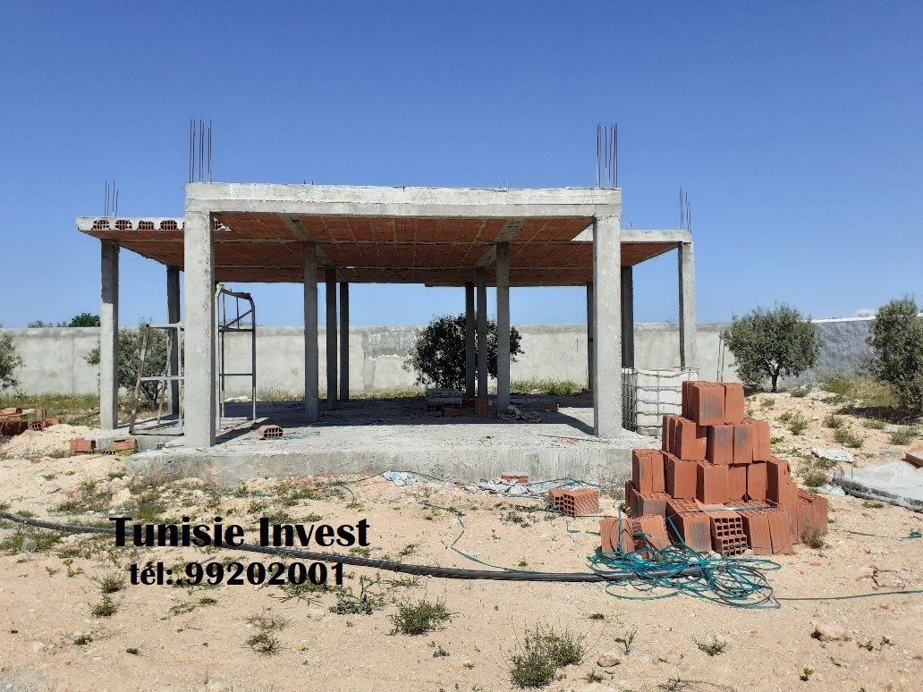 Av maison inachevé de 150md à hammamet sud