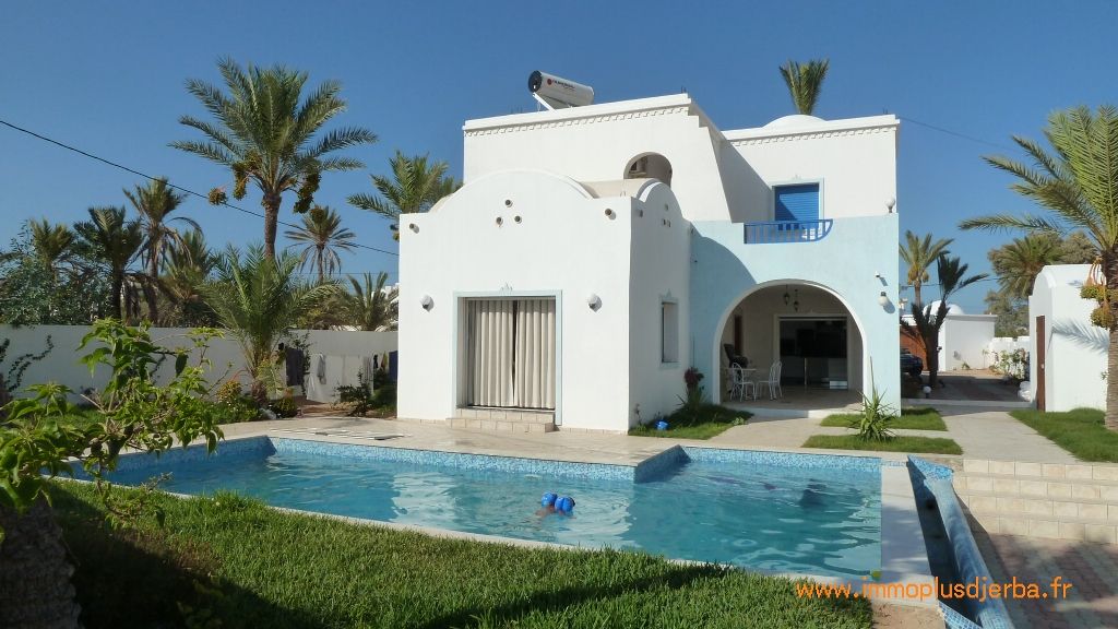 A vendre djerba tunisie villa neuve de standing proche plage