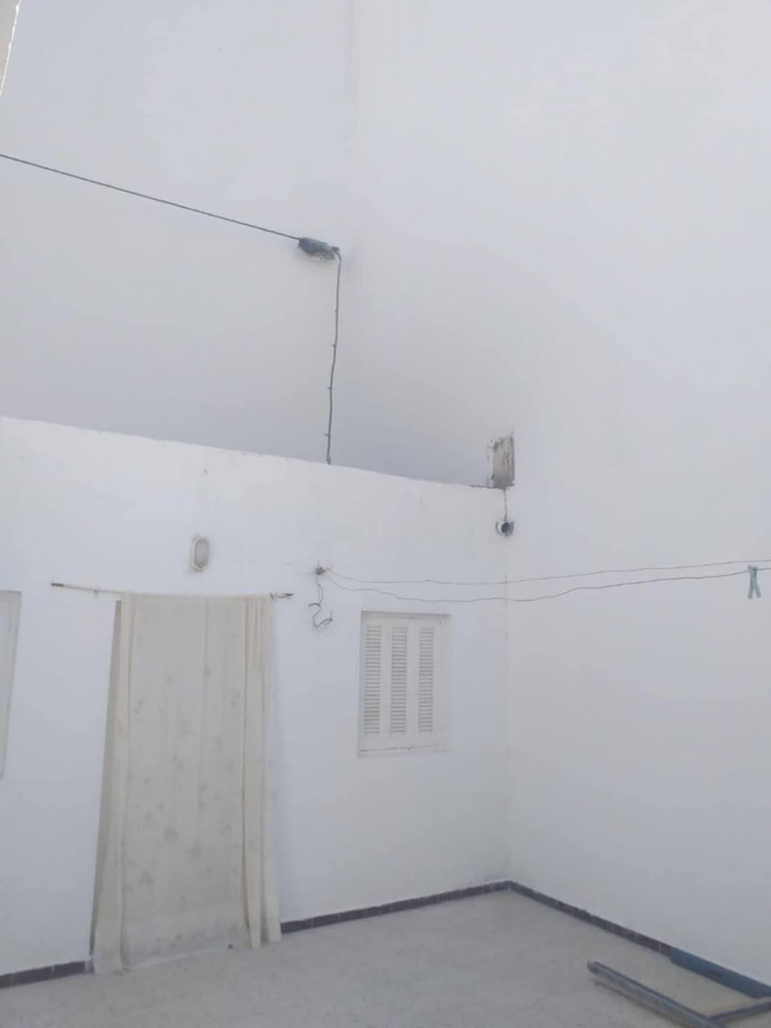 Maison a retapper à vendre hammamet proche centre ville