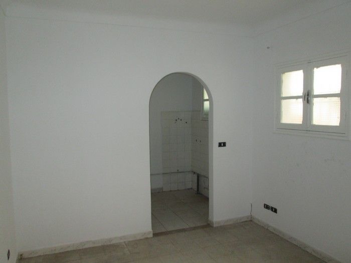 Bureau 2pièces a la gare de hammamet