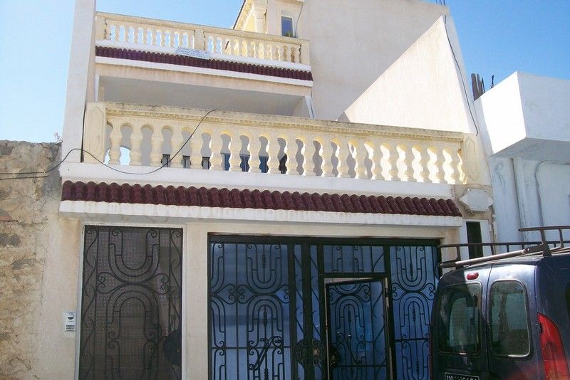 Av jolie ville avec une terrasse vue mer à hammamet