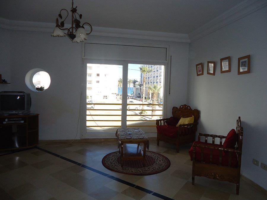 Un beau appartement à elmenchia