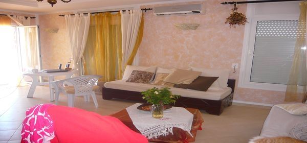 Bel appartement avec spacieuse terrasse vue panoramique