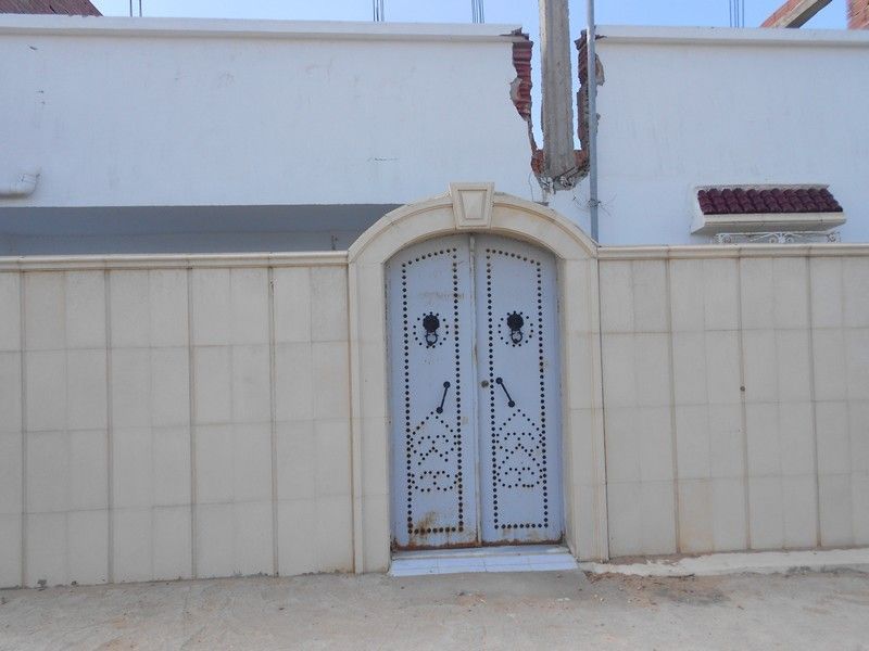 Av maison proche de toutes les commodités et services