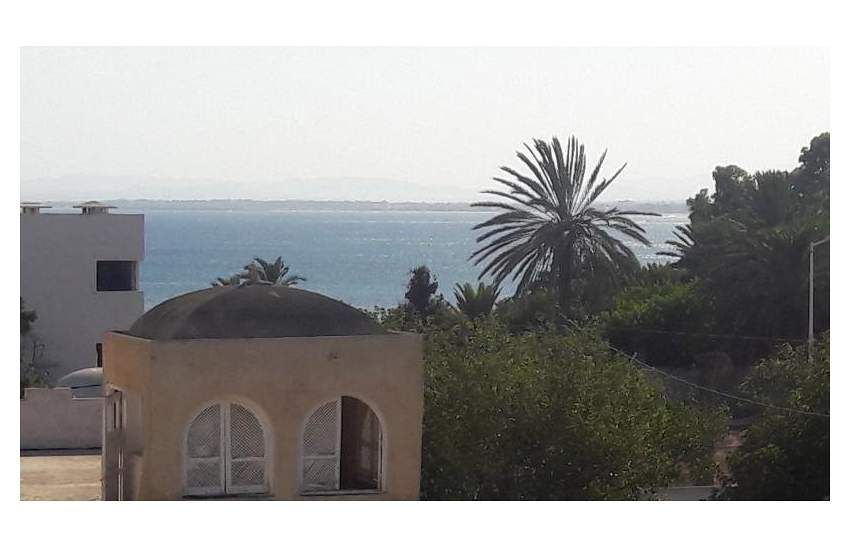 Appartement corniche s+1