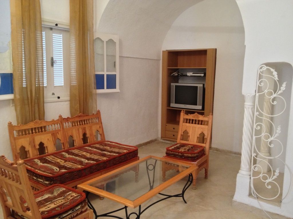 Maison hammametoise cv