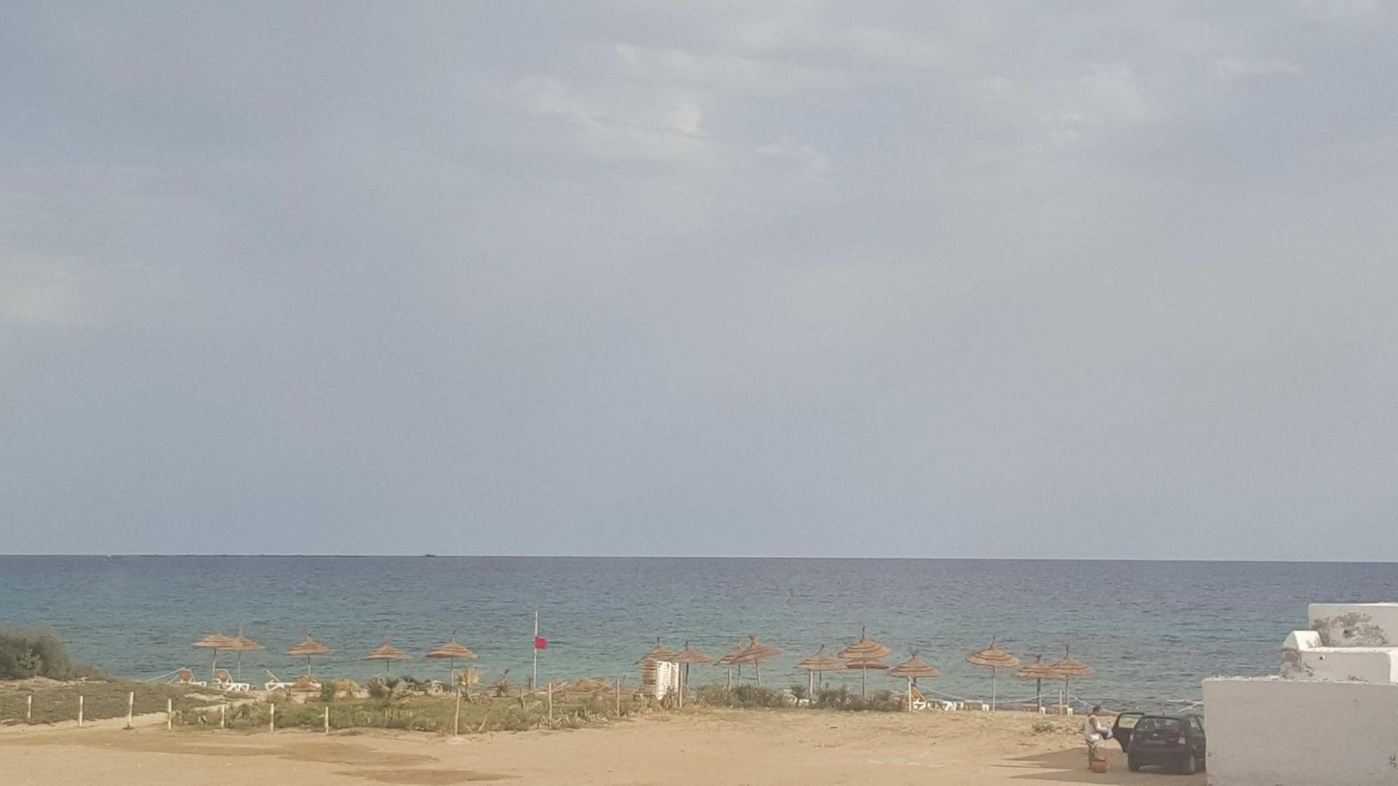 Appartement pieds dans l'eau au corniche de nabeul