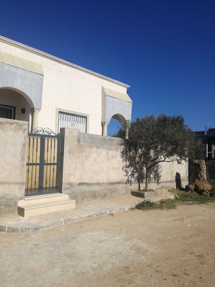 Terrain zone calme cité kelibia