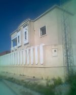 A Louer premier étage d'une villa