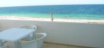 Bel appartement meublé fron mer avec grand terrasse