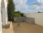 Un grand appartement au rezdechaussée avec abri