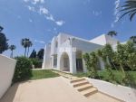 Villa moderneréf:  pour la location annuelle