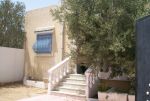 Al dans la zone du théâtre une maison  avec jardin