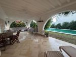 Villa rosierréf:  villa a louer a l'année