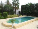 Villa a deux pats de centre ville