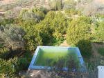 Al belle maison avec terrasse spacieux entourée par la nature