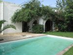 Al à zone craxi une superbe villa avec piscine