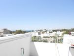 Av appartement et un beau studio avec terrasse vue mer