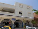 Av à nabeul une construction de 2 étages et un local commercial