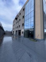 À louer ou À vendre : un bâtiment situé au lac