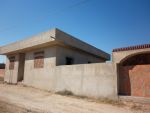 Av maison de campagne inachevé sur un terrain de 300 m