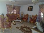 Av proche de centre ville belle maison et 2appartements