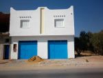 A 5min de hammamet av 2 garages et maison