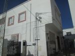 Un affaire maison plus 2 appartements à hammamet