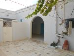 Av maison style arabe dans un quartier calme