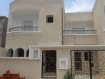 Av dans un quartier calme et d’avenir une villa neuve