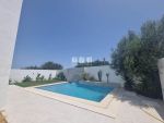 Une belle villa à vendre à la zone chraf villa miel