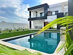 Villa loin 900m de la plage sur 515m² de terrain