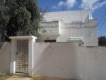 Av deux maisons à hammamet nord dans un quartier calme