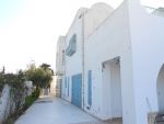Av villa dans un style traditionnel avec des voutes