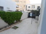 Av une grande et belle villa avec très proche de la mer