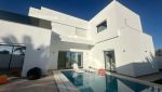 Villa avec piscine privÉe À mezraya djerba en tunisie