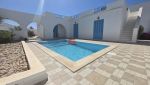 Villa avec piscine zone urbaine À midoun djerba