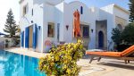 A vendre en zone touristique belle villa avec piscine privÉe rÉ